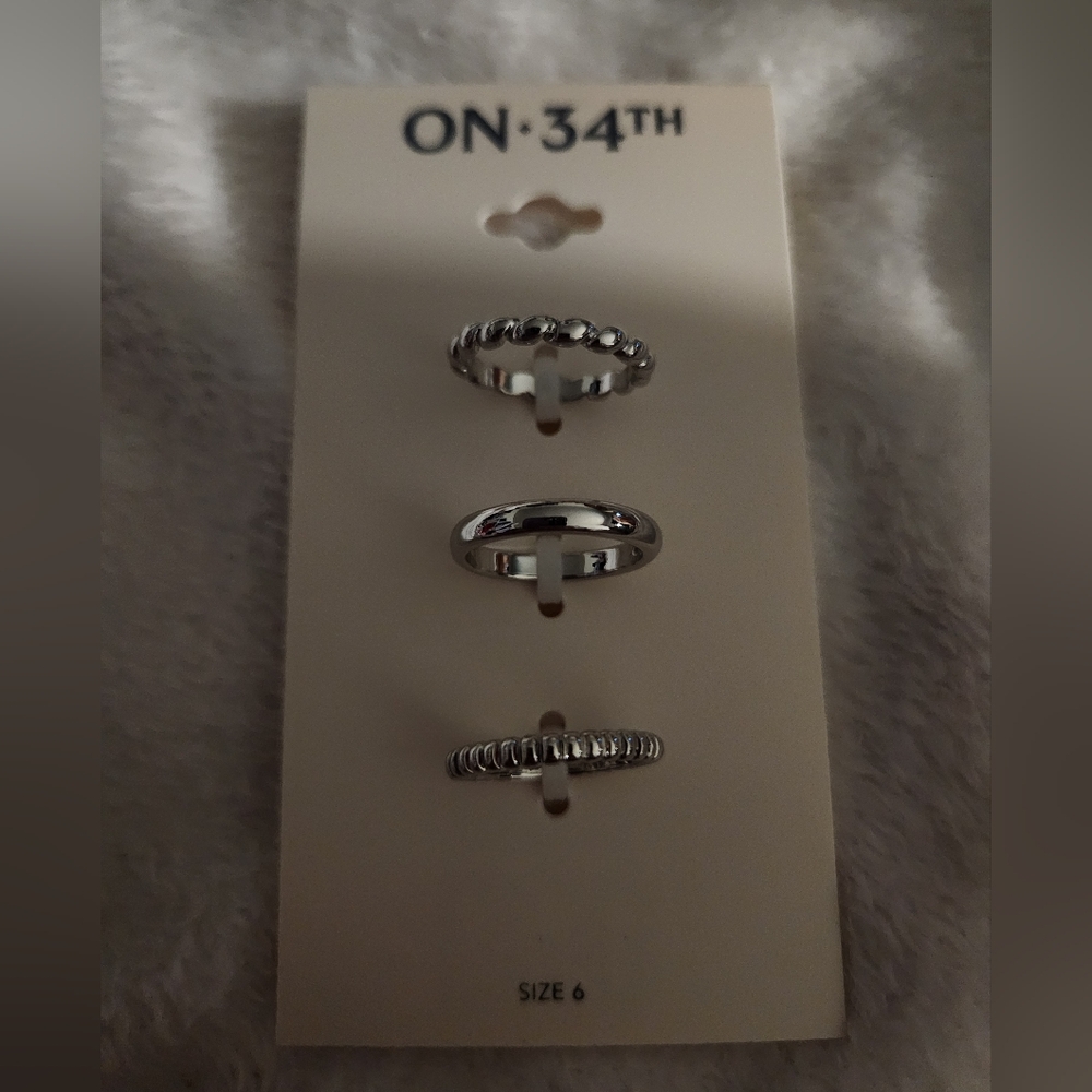 BN On 34th three piece twist rings